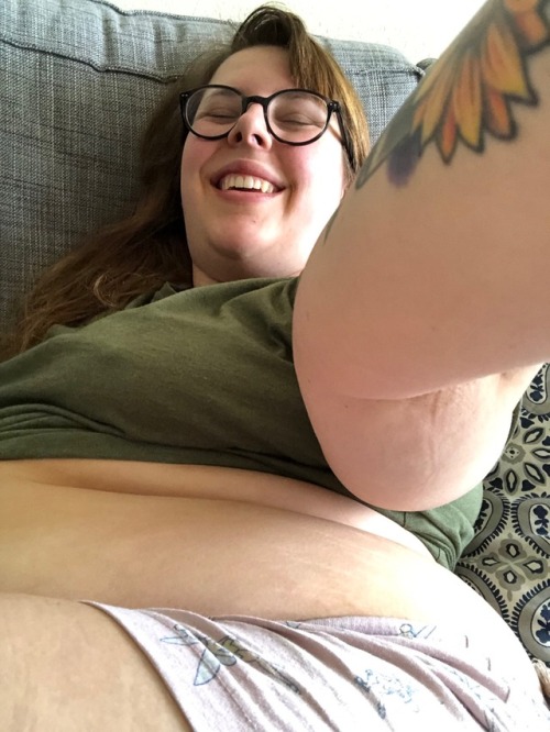 Porn fattylaurz:When you smoke a fat bowl, then photos