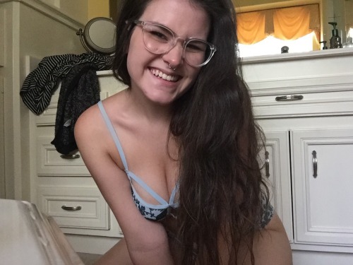 fuckmetodeathh:I love wearing matching undies It makes me feel adorable