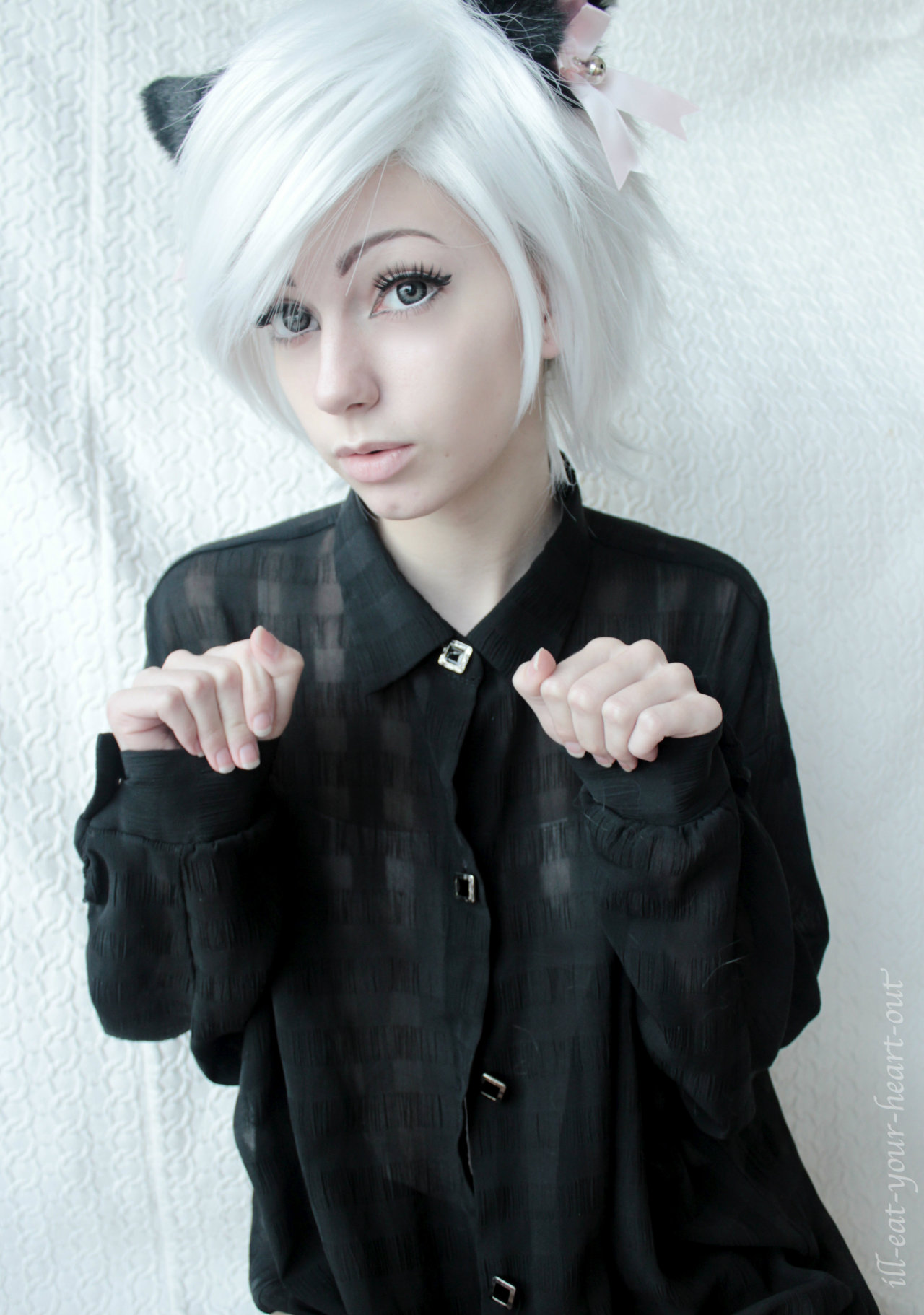 moshpriince:  ryzcoo:  lickertwat:  ill-eat-your-heart-out:  lol have a selfie  she