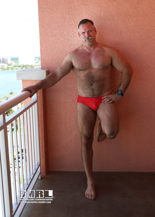 Chip in a red speedo!