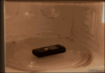 cerebrodigital:  Nokia en un micro-ondas :O #experimento #gif 