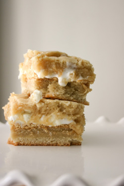 Gastrogirl:  White Chocolate S’mores Bars. 