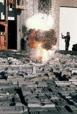 gameraboy:  ILM filming explosions for the