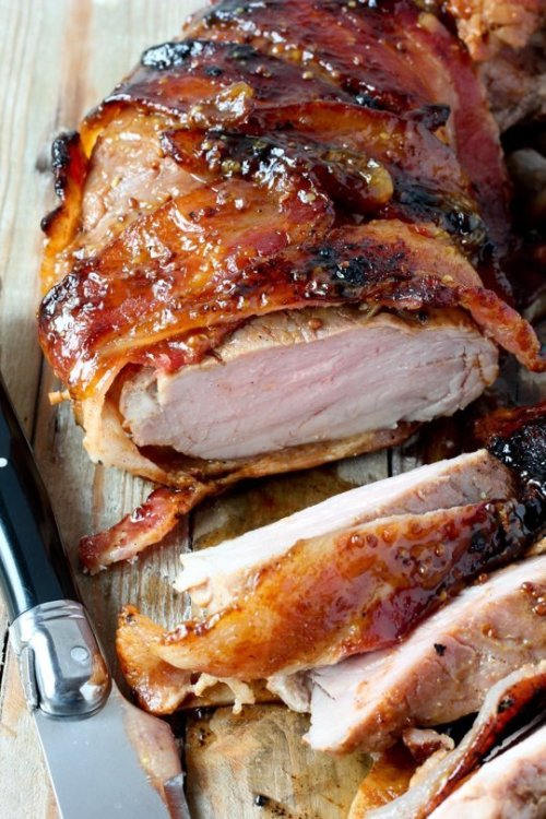 craving-nomz:  Bacon-Brown Sugar Pork Tenderloin