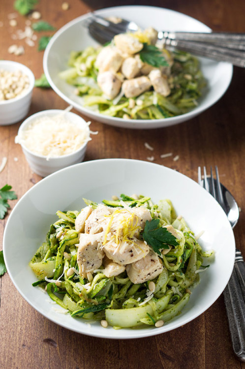 PESTO ZOODLES WITH CHICKEN