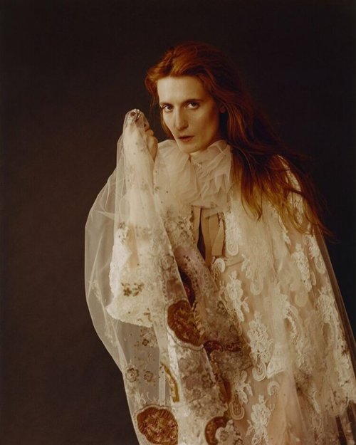 givemearmstopraywith:florence welch for sorbet magazine