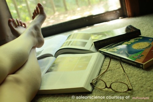 soleorscience: solerorscience.tumblr courtesy of my nerdy sexy foot friend ohmandy56.tumblr Scinerds