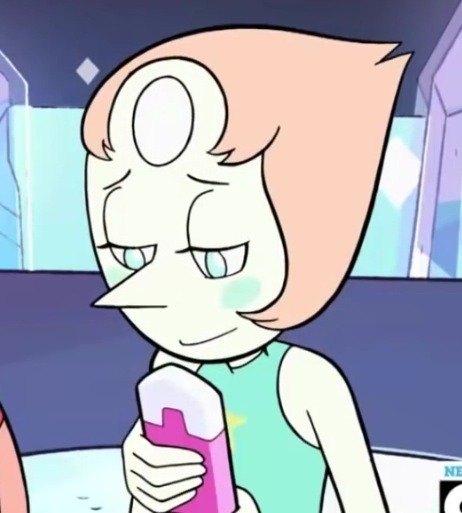 rainbowofgems:Pearl’s adorable blue blush appreciation  post.