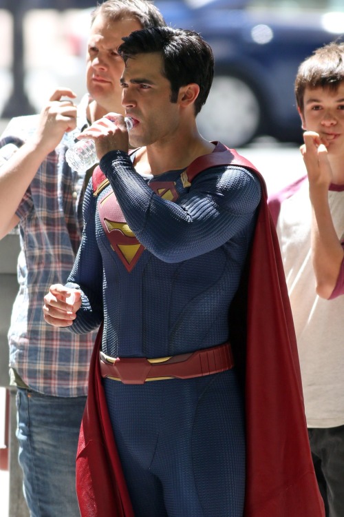 drainedheroes:  fuertecito:  Tyler Hoechlin adult photos