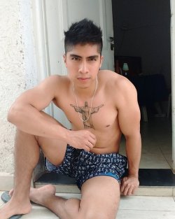 Sexy Latino Studs!