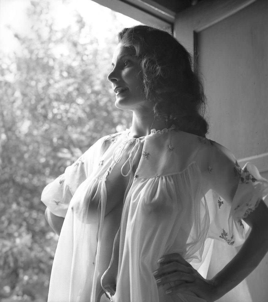 retrogirly:  Vivian Maledy   Beauty is in the Eye of the Beholder &amp; She&rsquo;s