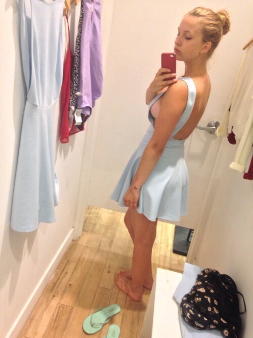 fitting-room-chicas:  Collection of Fitting Room girls