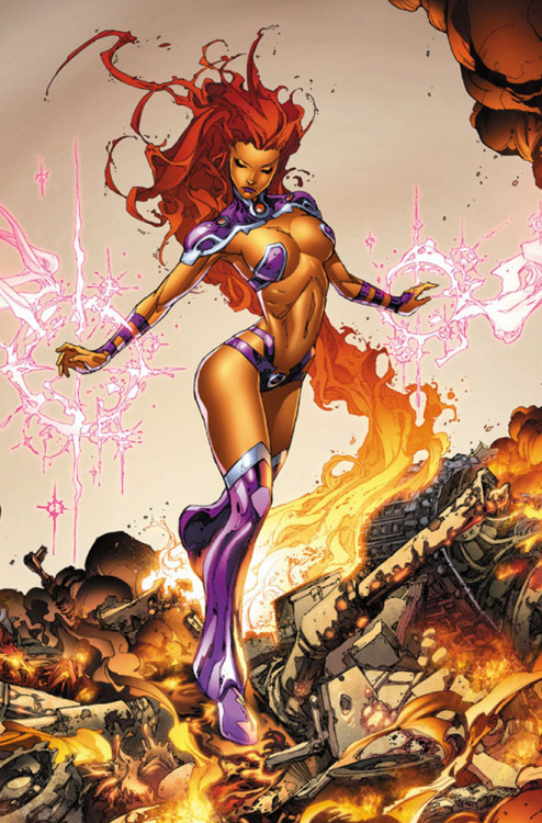 freaking4marvel:The Huntress, Raven, Wonder Woman and Starfire DESERVE live-action adaptations. Fema