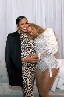 beyhq: Beyoncé backstage with Letoya Luckett