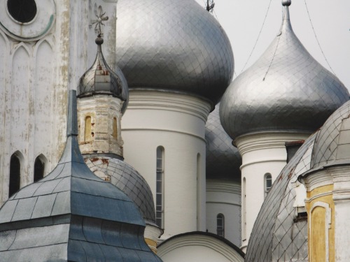 flamande: Saint Sophia Cathedral. Vologda, Russia. The XVI century. Photo by memory-of-the-romanovs.