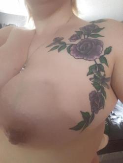 bbwhotwife2cum4:  Reblog if you want to fuck me!!! #tittytuesday submission from @bbw-blondehotwife