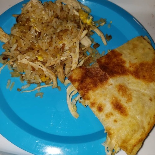 We had homemade lemon chicken and rice the other day so today we had chicken rice and quesadillas fo