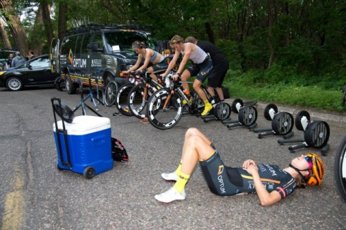 womenscycling: “Optum’s Janel Holcombe tried to recover from her effort while the rest of the 