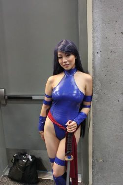 cosplayiscool:  Check out http://cosplayiscool.tumblr.com