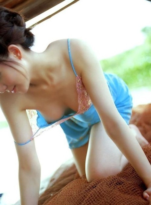 mostlyasianbabes:  #Followus! #Hotbabes and more!! http://mostlyasianbabes.tumblr.com