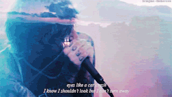 palewhxteskin:  olibusykes:  BMTH - Deathbeds  this is a beautiful gif 