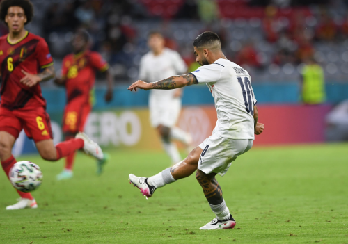 Lorenzo Insigne celebrates his goal during the match vs. Belgium