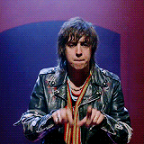  And we will never be alone againCause it doesn’t happen every dayKinda counted