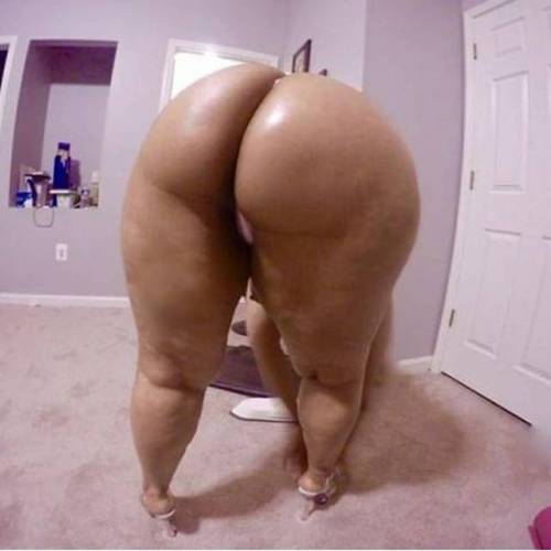 verveeveryday: Seems a bit rough. But maybe she likes it that way… verveeveryday.tumblr.com