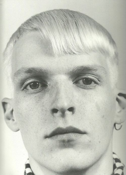 maryjopeace: DAVID SIMS | ROBBIE |   JULY 1999 | RAF SIMONS | ISOLATED HEROES NO.1  http://rafsimonsredux.tumblr.com/post/36647610049/isolated-heroes-no1-robbie-july-1999 