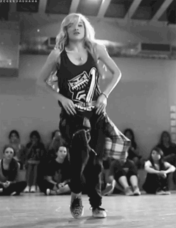exclusive-beauty:  Chachi’s Perfection