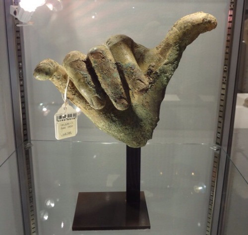 historynet:Roman bronze sculpture of a right hand in a “thumbs up” position with a fair amount of en