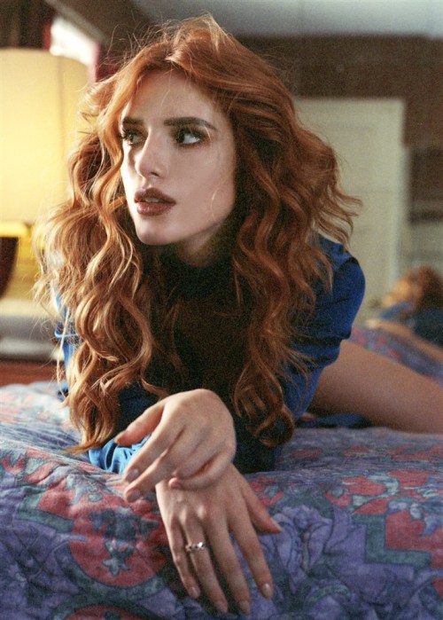 lcfakeword:  bella thorne posed for playboy, is a beginning not believebella thorne poso para playboy , es un comienzo no creen