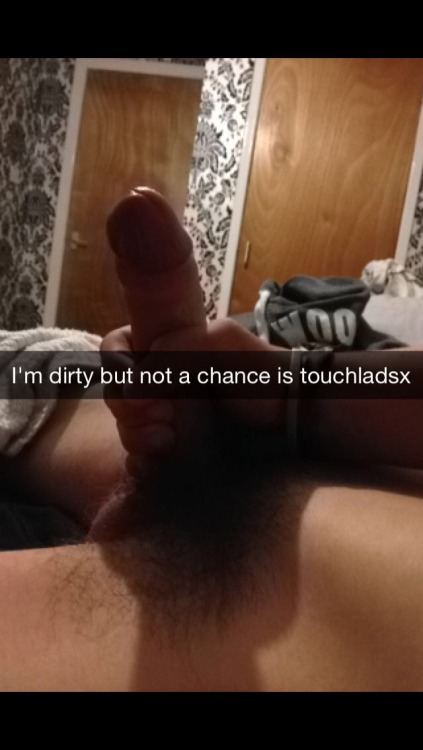 snapchatladsexposed:  More of this hotty 