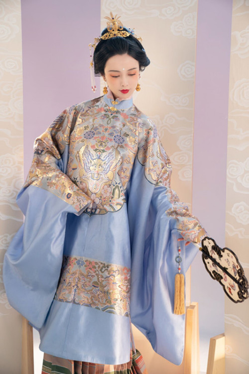 chinese hanfu by逸仚居传统服饰