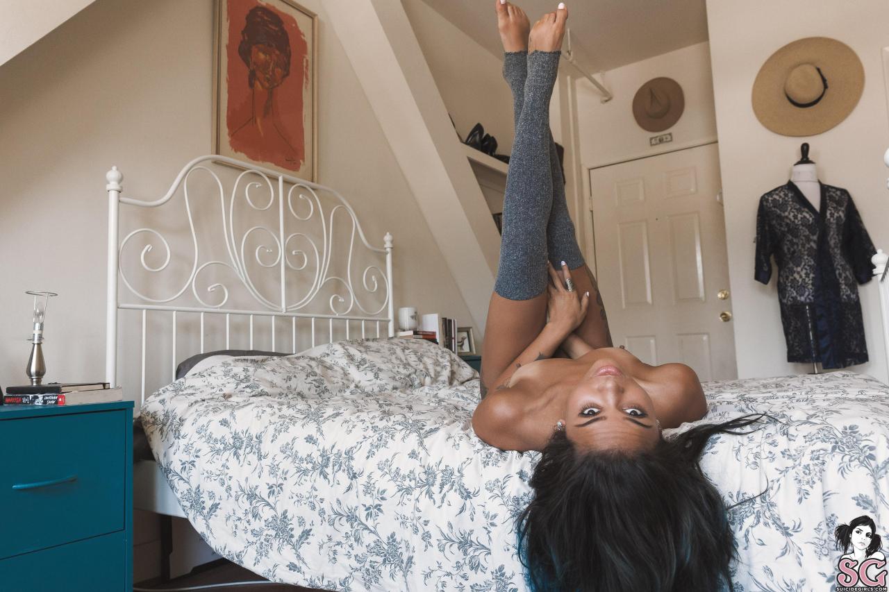 mrandmrseventwofive:  Annemarie, Cola; SuicideGirls-From Mr.