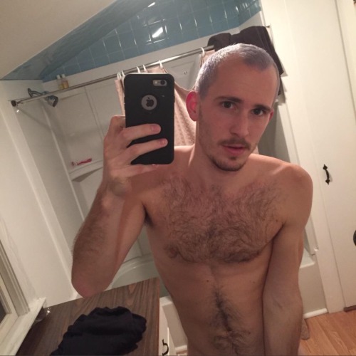 sweatyhairylickable:    http://sweatyhairylickable.tumblr.com for more hairy sweaty dudes!   