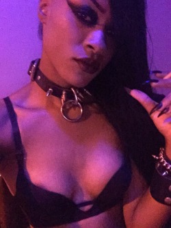 yungsadistic:  ur fav stripper bitch in her