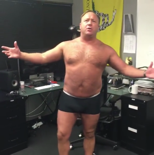 bigmenoftvandfilm:  Alex Jones stripping off.Watch the video here: http://www.infowars.com/alex-jones-takes-his-clothes-off-for-the-fbi/