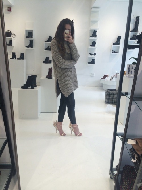 ksubied:  c-itylust:  lilgivenchyprincess:  The shoes  checking out every new follower automatically xx  (18+ only)