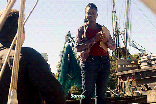 I Love How Sarah Couldn't Give A Pig's Whistle About Sam's Avenger Friends In Episode 1, Until She Saw