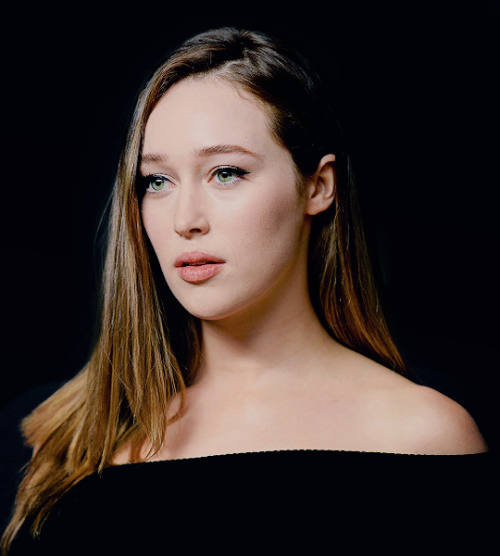 celebritiesandmovies: Alycia Debnam-Carey - ‘Fear The Walking Dead’ Paleyfest