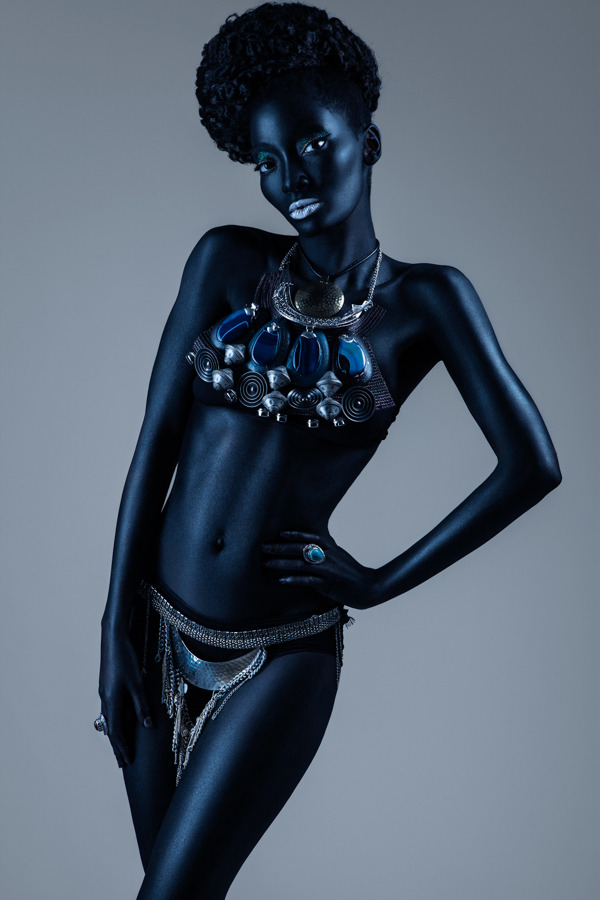 theglitteremoji:  rudegyalchina:  richardmurrayhumblr:Assina Mode from Orphée Noubissi