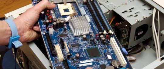 Johns Creek Georgia On Site Computer PC Repairs, Networks, Voice & Data Cabling Solutions