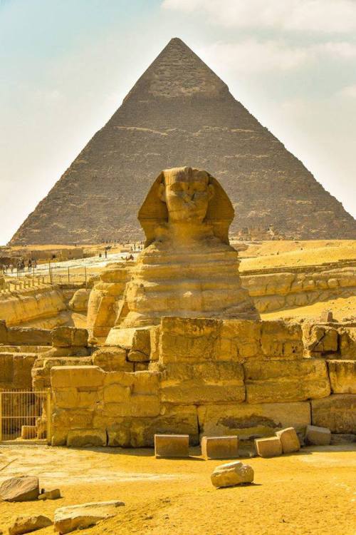 Great Sphinx and Pyramid of Khafre at Giza