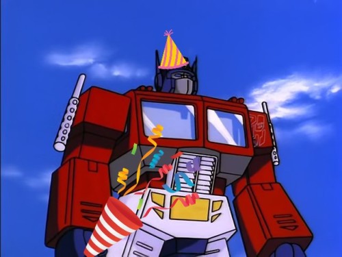 Happy 40 Years Of Giant Alien Robots Being Silly