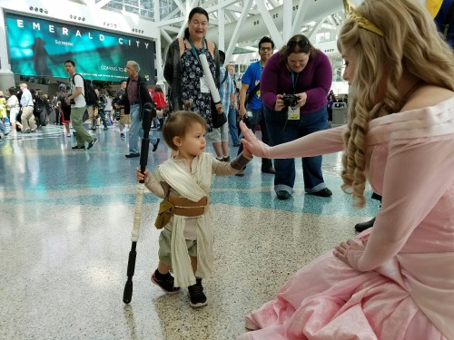 valgaut: My daughter had a great time at Wondercon as the tiniest baby Rey