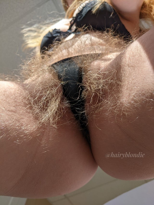 Porn hairyblondie: That’s de view😋😛😜 photos