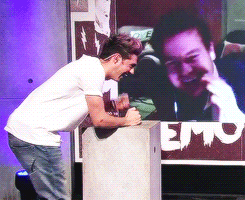 eichart:  1D Day: Hour 5 (In which Harry makes the dumbest joke ever,  and yet Niall