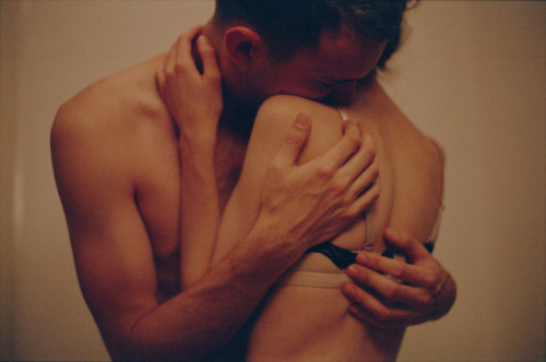 are-you-pure-yet:  jewist:  untitled by *Nishe on Flickr.  She looks so tiny in his arms… ♡ 