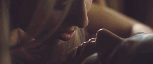 lesb0:  ugh i adore this gif